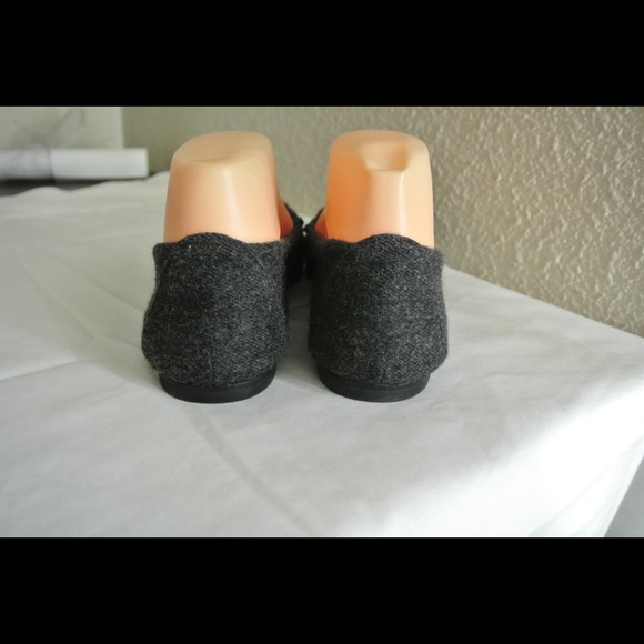 Brand new Stuart Weitzman flats size 6 - Picture 7 of 8